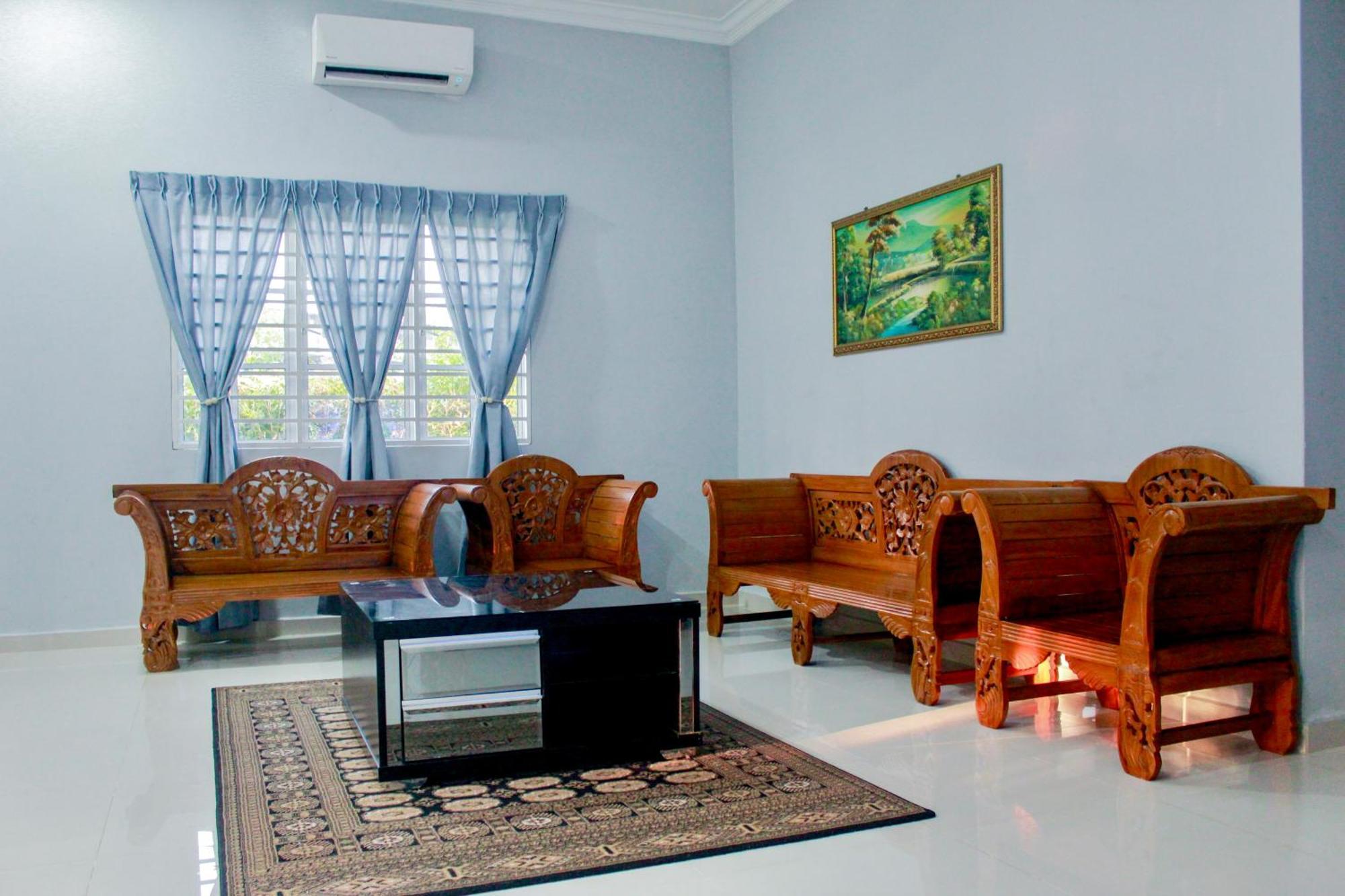 Kundang Villa @ Tasik Biru - 3 Bedrooms Bungalow Раванг Экстерьер фото